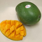 コラム「季節限定！グリーンマンゴが入荷」のサムネイル画像