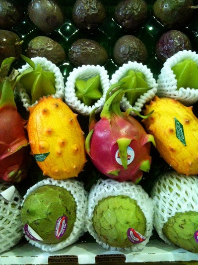 fruits i__.jpg